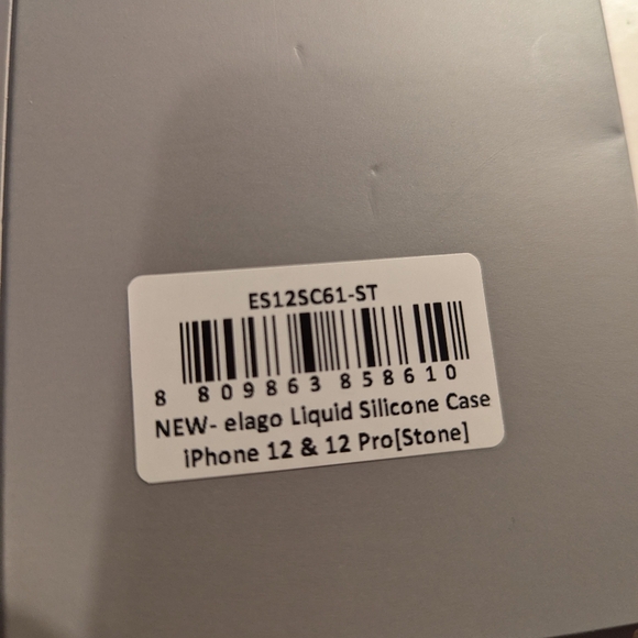 iPhone 12 pro case - Picture 3 of 3